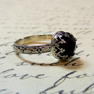 Roxy Ring - Beautiful Gothic Vintage Sterling Silver Floral Band Ring with Rose cut Black Onyx and Heart Bezel