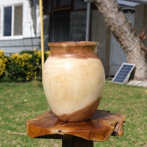 Handmade Wooden Vase for Dried Flowers: Rustic Farmhouse Decor