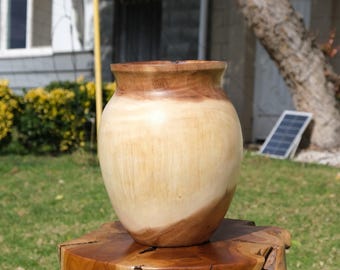 Handmade Wooden Vase for Dried Flowers: Rustic Farmhouse Decor