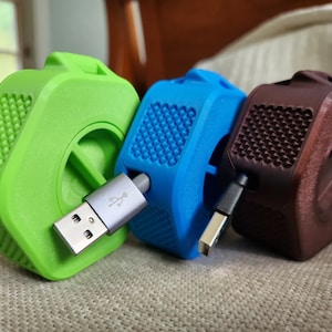 Portable Cable Organizer | Cord Storage