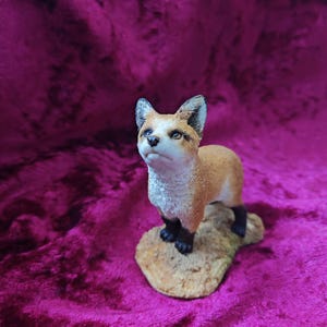 Vintage Fox Figurine - Sherbatt and Simpson England - Mantlepiece