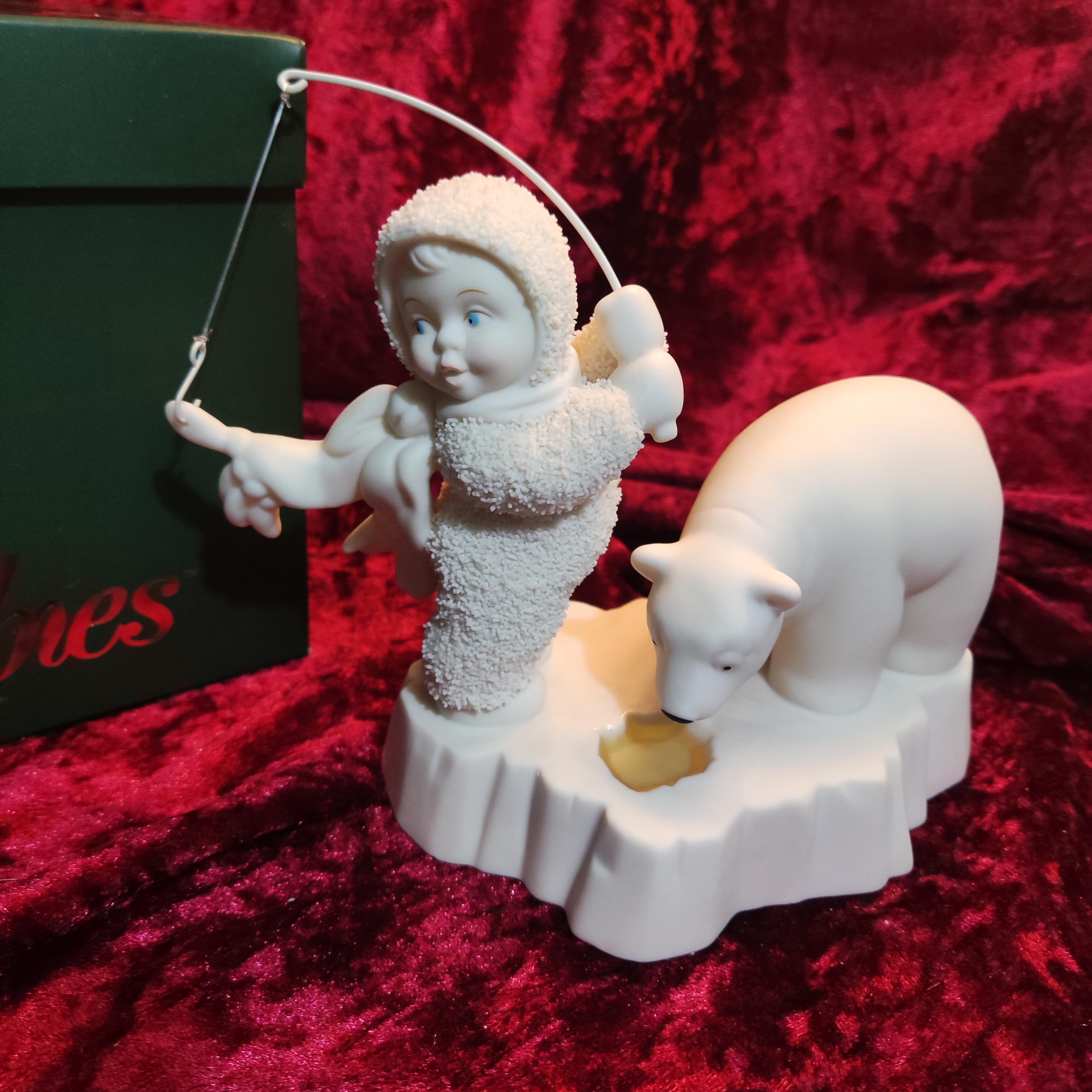 アメリカDEPARTMENT56 スノーベイビーズpセット Dept 56 Snowbabies - Hooked on Fishing - Porcelain Figurine - Home