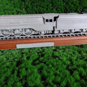 Vintage Danbury mint Steam locomotive - duchess of Hamilton pewter steam locomotive - classic British Steam locomotive collection - railway
