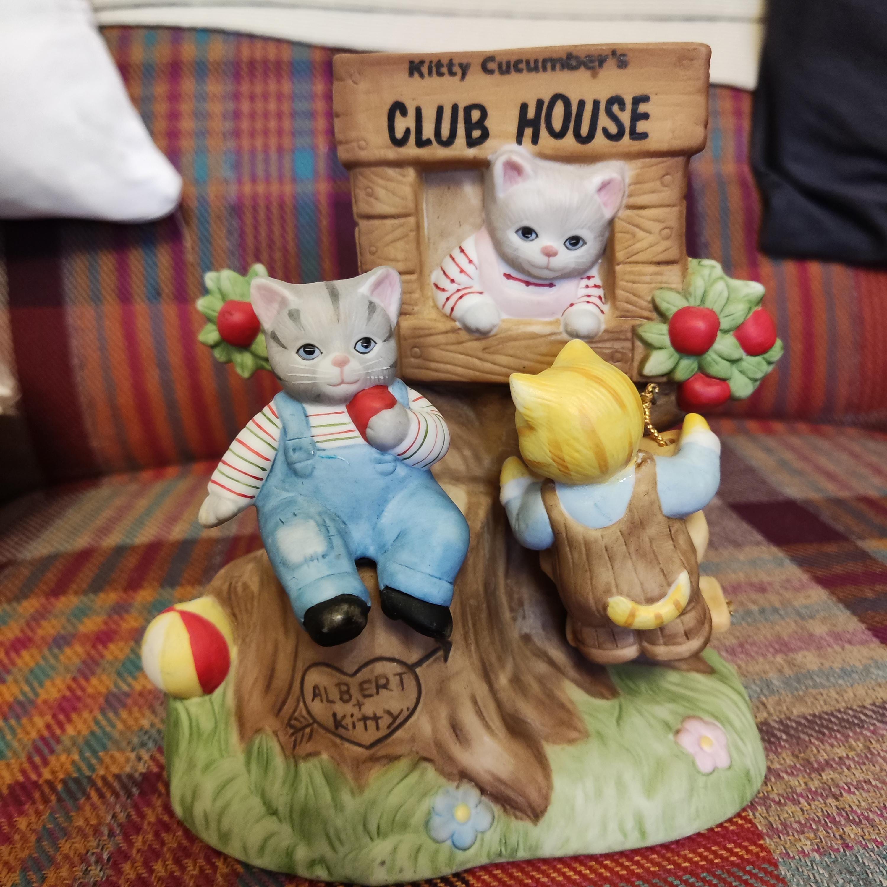 ビンテージ Kitty Cucumber キャット メリーゴーランド オルゴール Vintage Kitty Cucumber Club House Music Box - Paul Schmid Musical