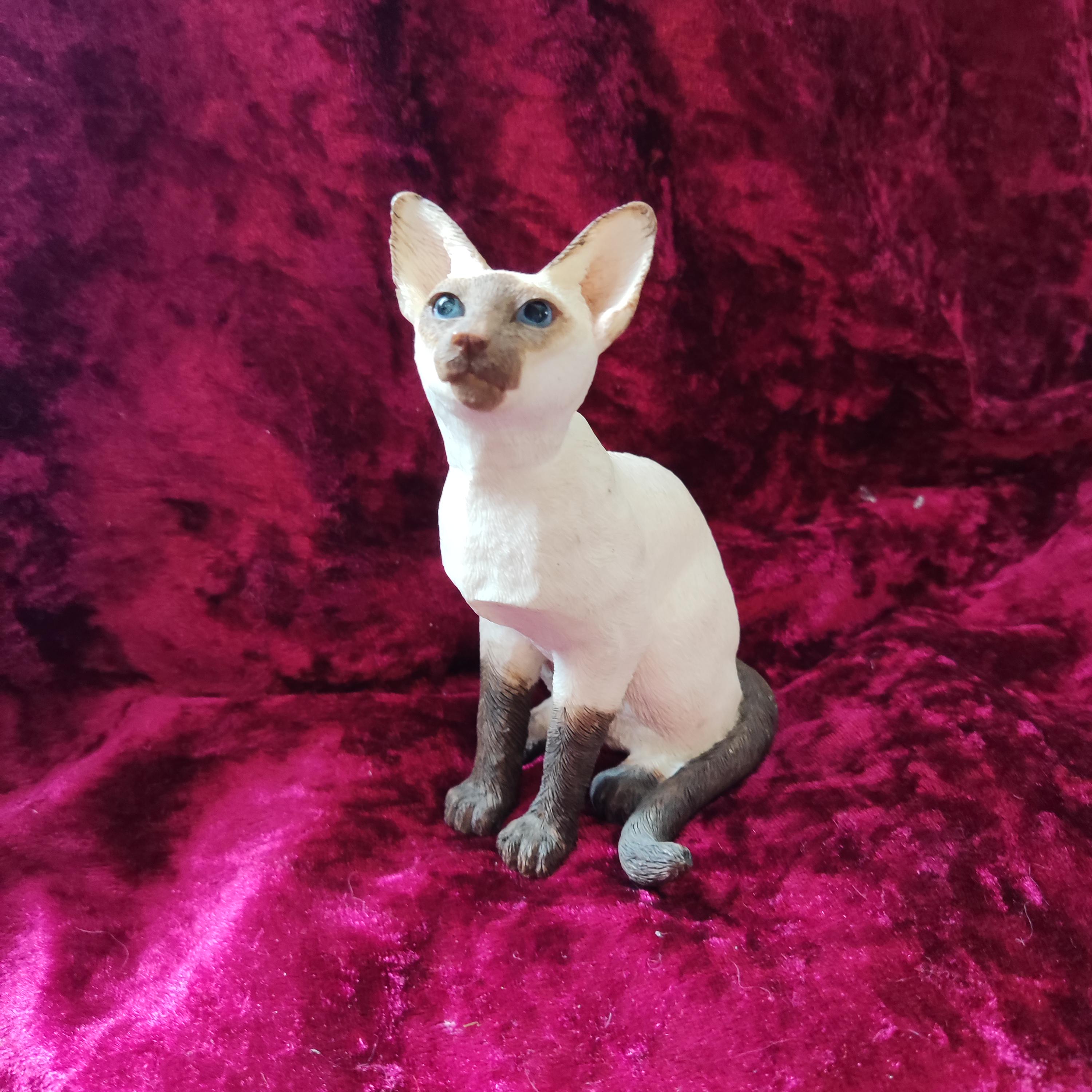 当店別注 レオナルドコレクション 猫の置物 シャム猫 【公式通販】