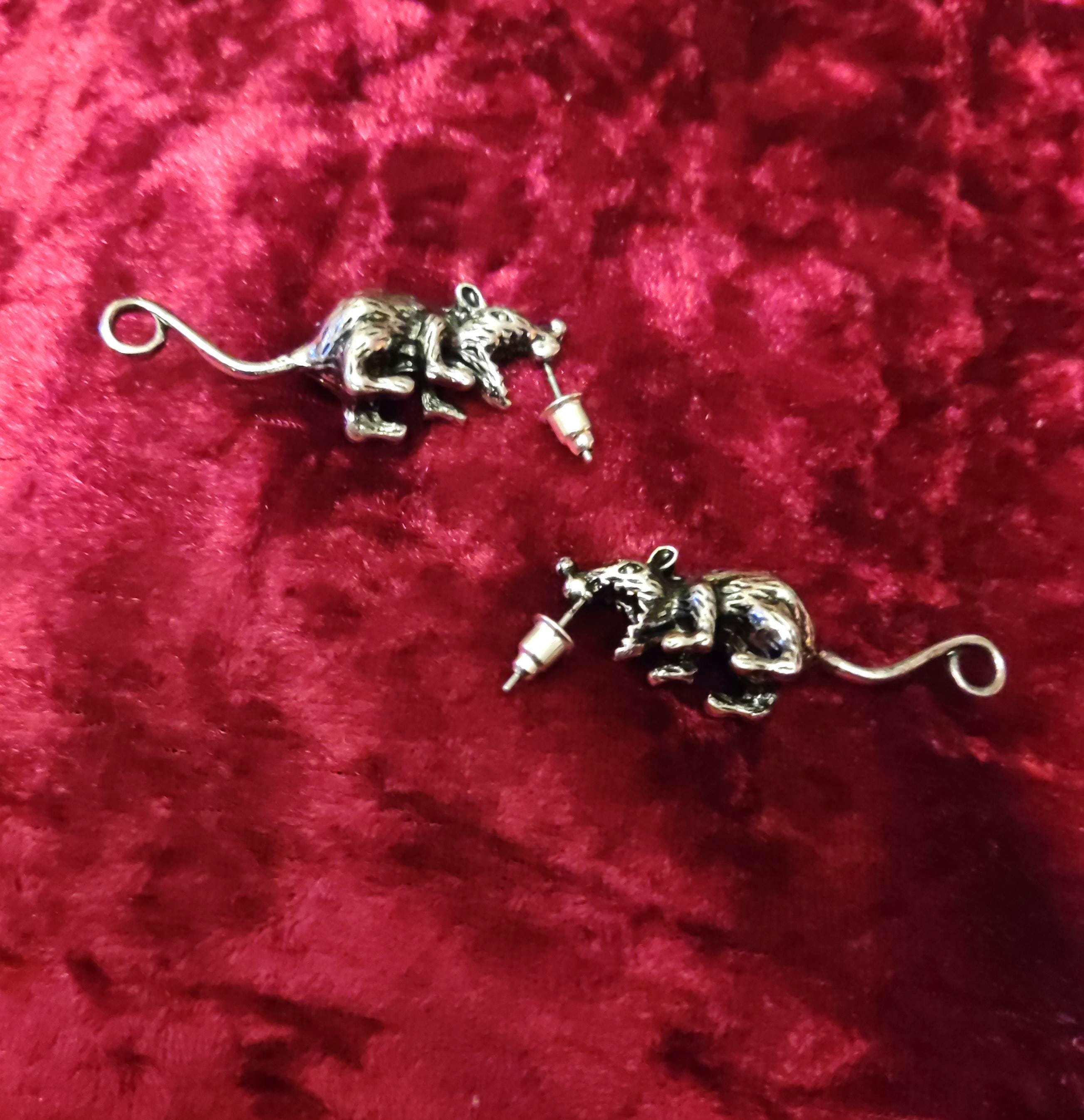 Vintage Inspired Rat Earrings - Rodent Drop Earrings - Halloween