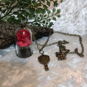 Vintage inspired glass terrarium pendant necklace - cloche - red rose  - glass dome jewellery - mothers day gift - unique - unusual gift