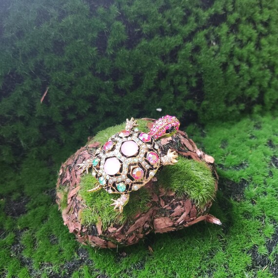 thumbnail image 2 of Avalaya Vintage Inspired Multicoloured Crystal Turtle Brooch – Aged Gold Tone Metal – Made In Great Britain 2 of 5