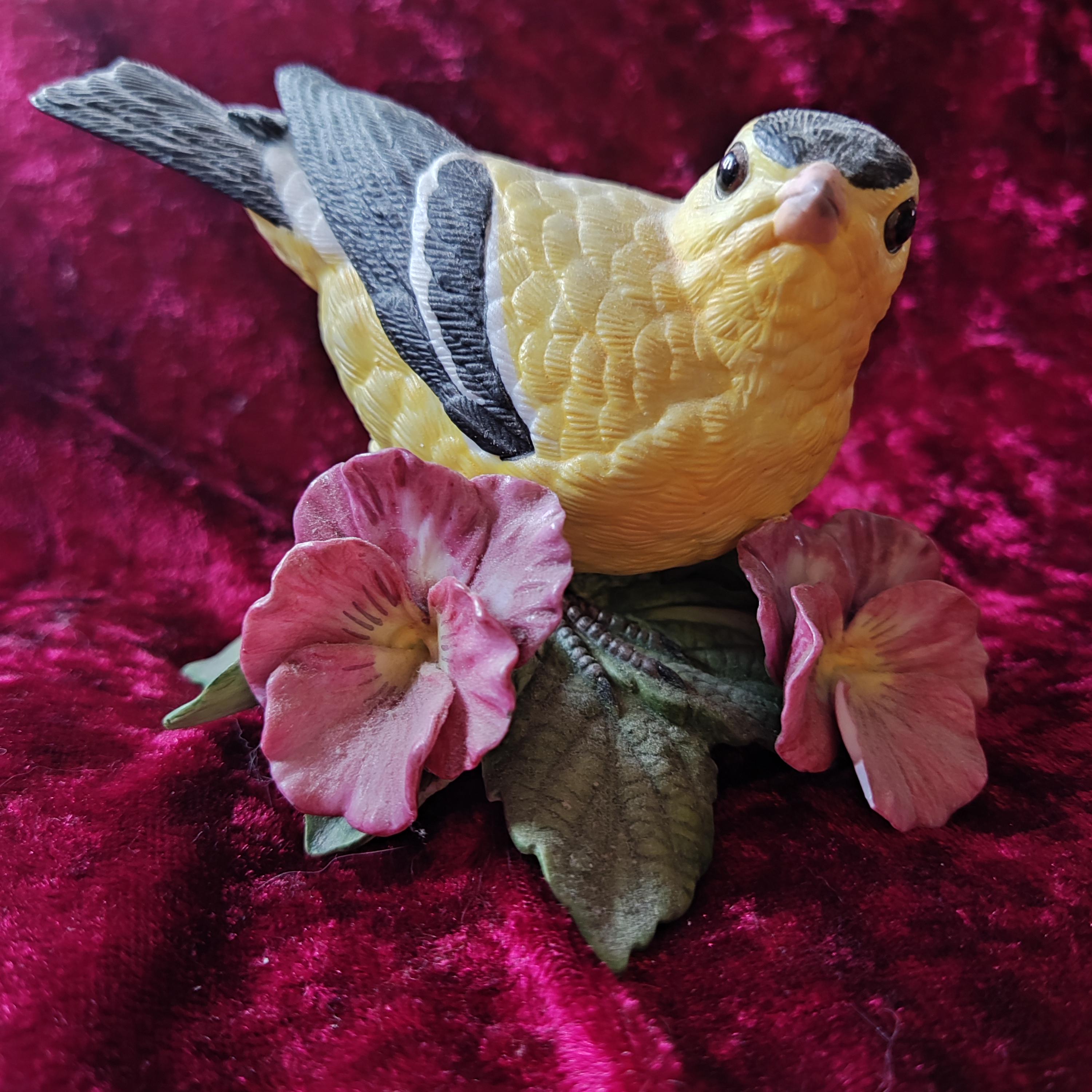 Vintage Brooks and Bentley Bird Figurine - American Goldfinch