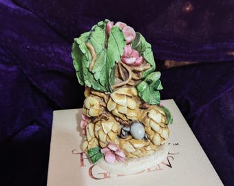 harmony kingdom - lord Byron's  harmony garden - hops  - collectors piece - trinket -keepsake - Easter gift - birthday - home decor -retired
