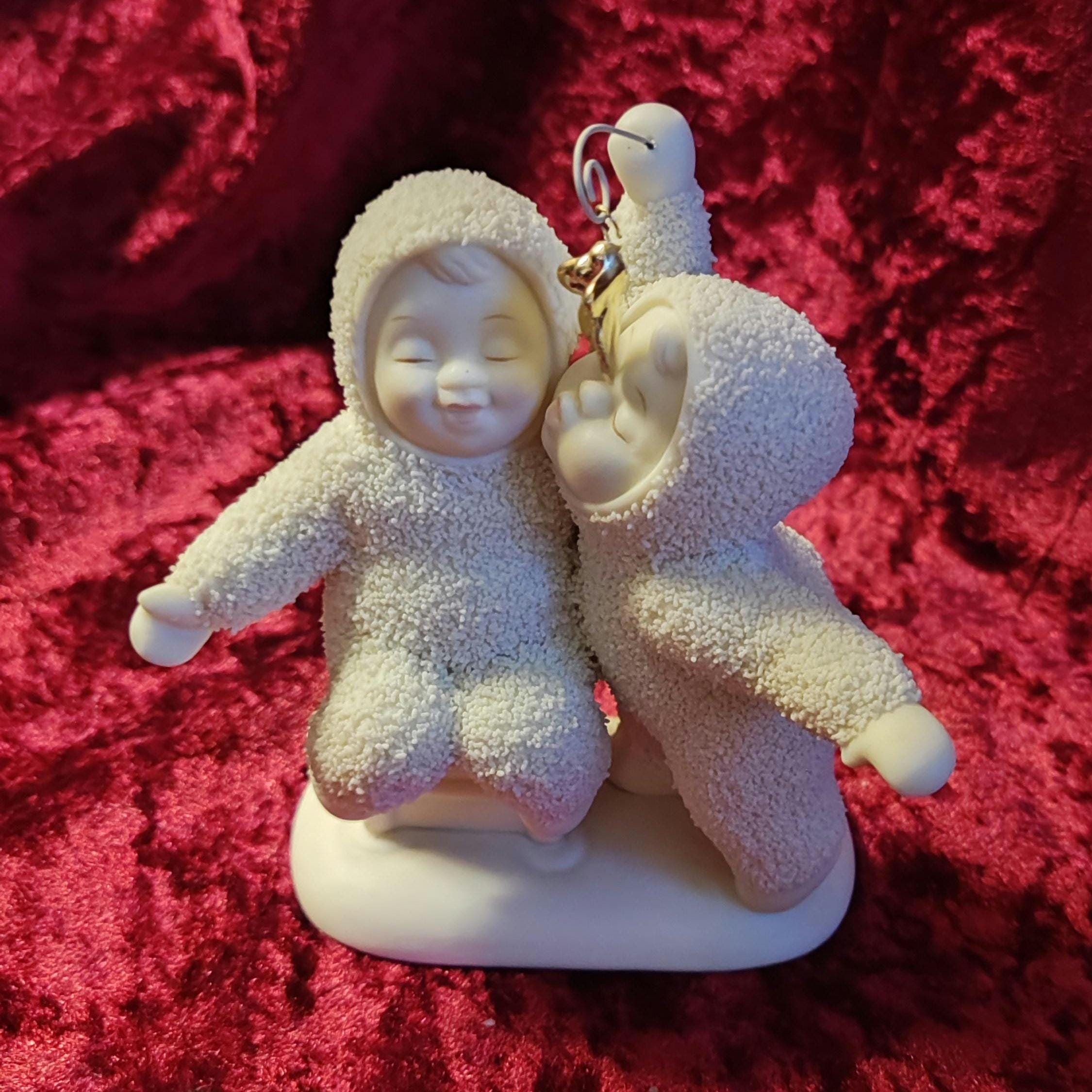 Dept 56 Snow Babies - Kiss Me Under the Mistletoe - Porcelain