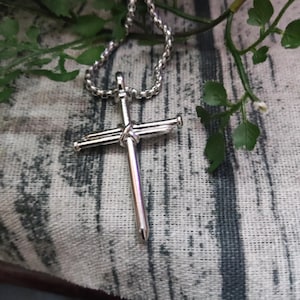 cross pendant necklace - nails crucifix - unisex jewellery - religious necklace - unique gift - stylish - jewelry - Christmas gift ideas
