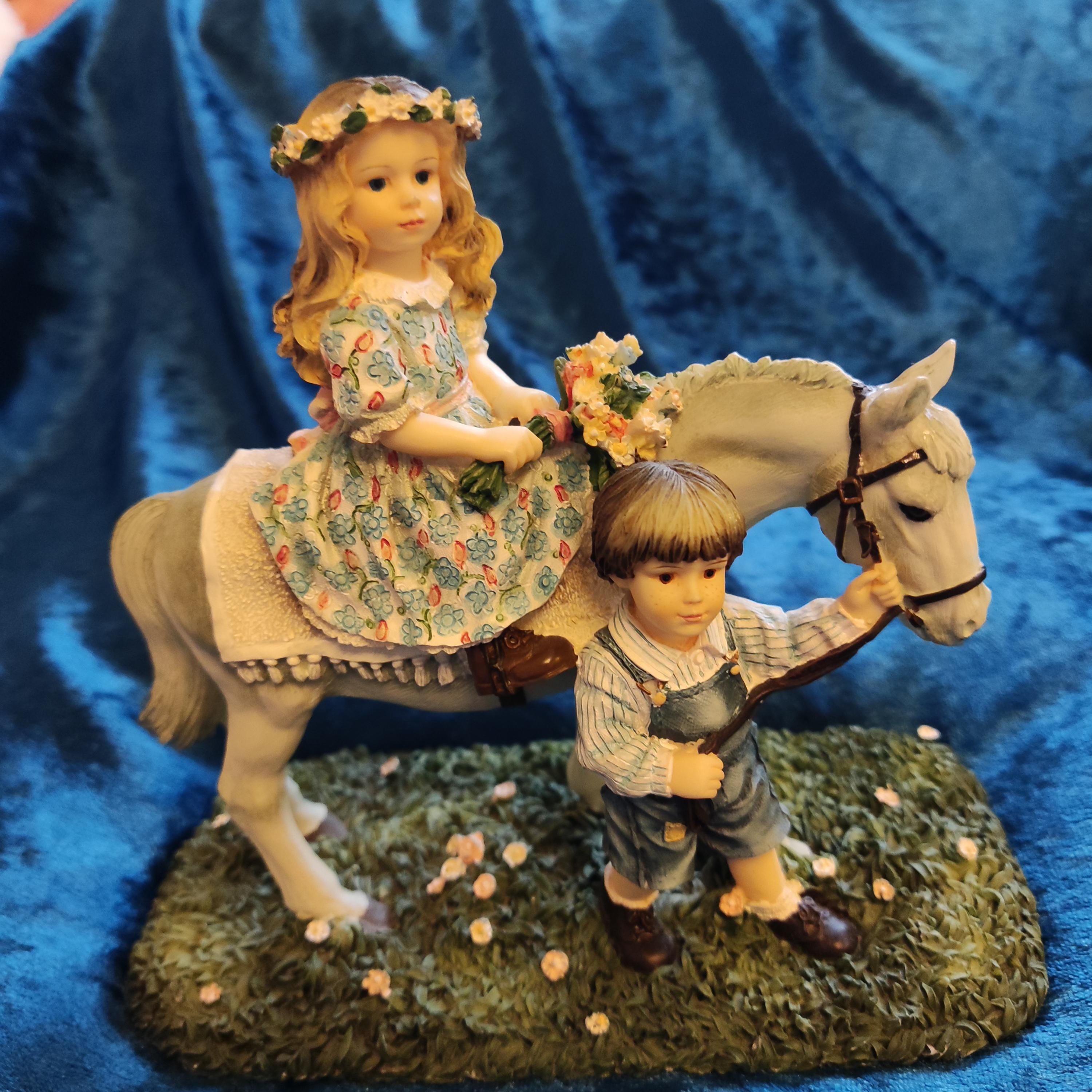 County Ride - the Leonardo Collection - Christine Haworth Figurine