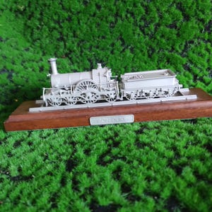 Vintage Danbury mint Steam locomotive - iron duke  - pewter steam locomotive - classic British Steam locomotive collection - railway gift