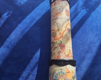 Nostalgic toy kaleidoscope - vintage style toys - Christmas gift - stocking fillers - family fun - prism - shape shifter -imaginative toy