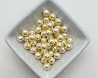 8mm Round Cream Swarovski Glass Pearl Beads - about 48 beads G250