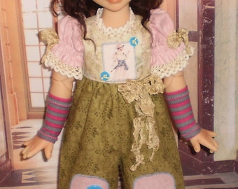 OOAK fashion set for Trinket Box Kids