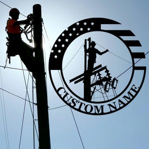 Custom US Lineman Metal Wall Art,Personalized Lineman Name Metal Sign,Electrical Worker Sign,Electrical Decor,Lineman Gift,8-24 Inch