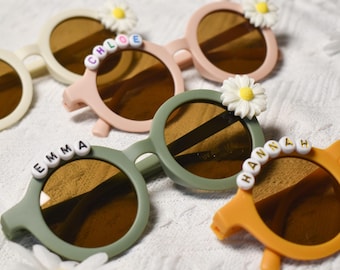 Buy 1 Get 1 Free！Floral Daisy Girls Personalized Name Sunglasses|UV400 Protection|Toddler Gift|kids Gift lKids Personalized Sunglasses