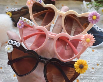 Heart-shaped Floral Daisy Girls Personalized Name Sunglasses|UV400 Protection|Toddler Gift|kids Gift lKids Personalized Sunglasses