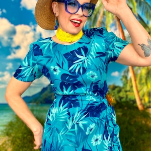 Vintage Hawaiian Dress