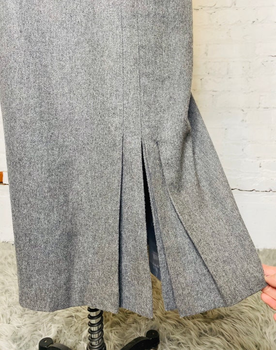 Vintage Sasson Wool Blazer and Skirt Set - image 10