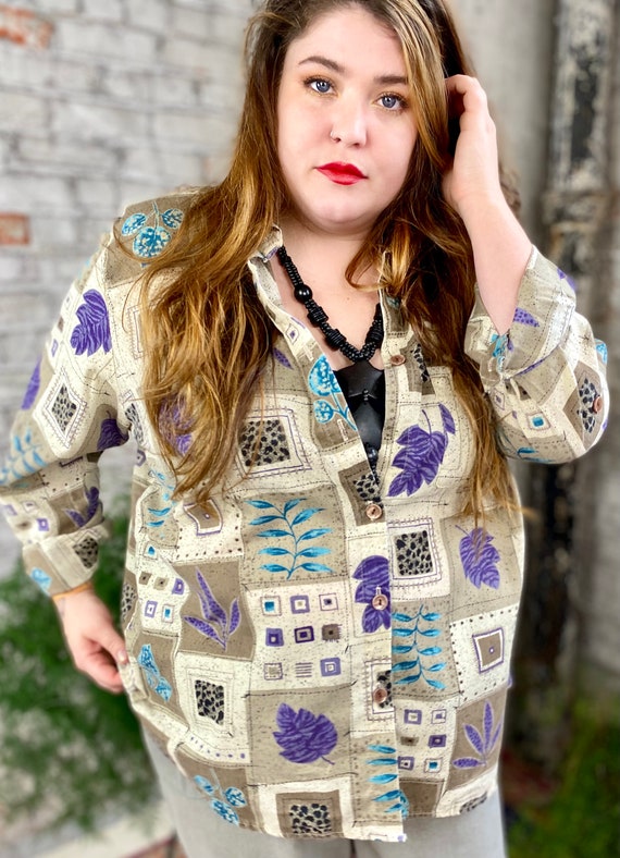 Plus Size Leaf Print Blouse