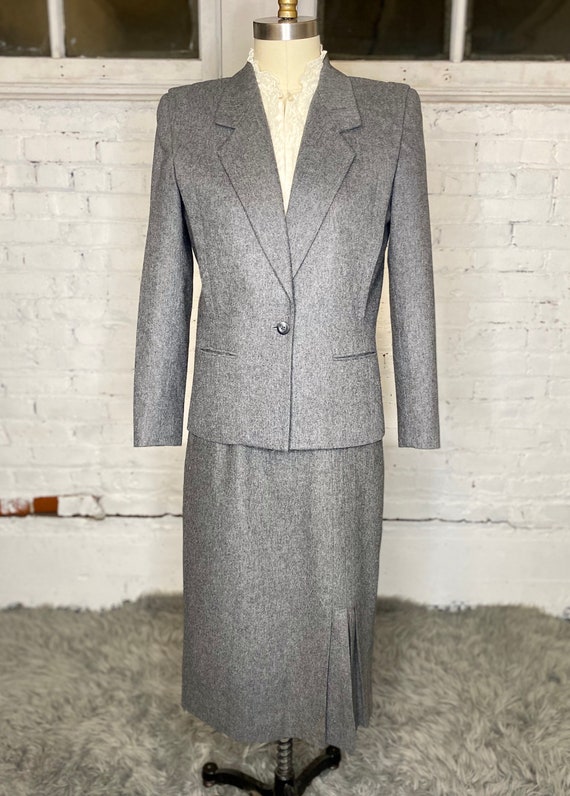 Vintage Sasson Wool Blazer and Skirt Set - image 2