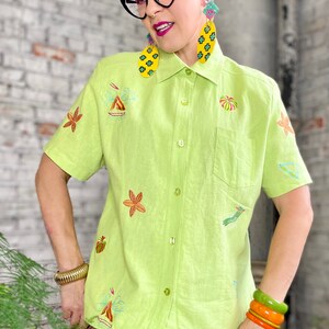 Vintage Beach Themed Linen Button Up