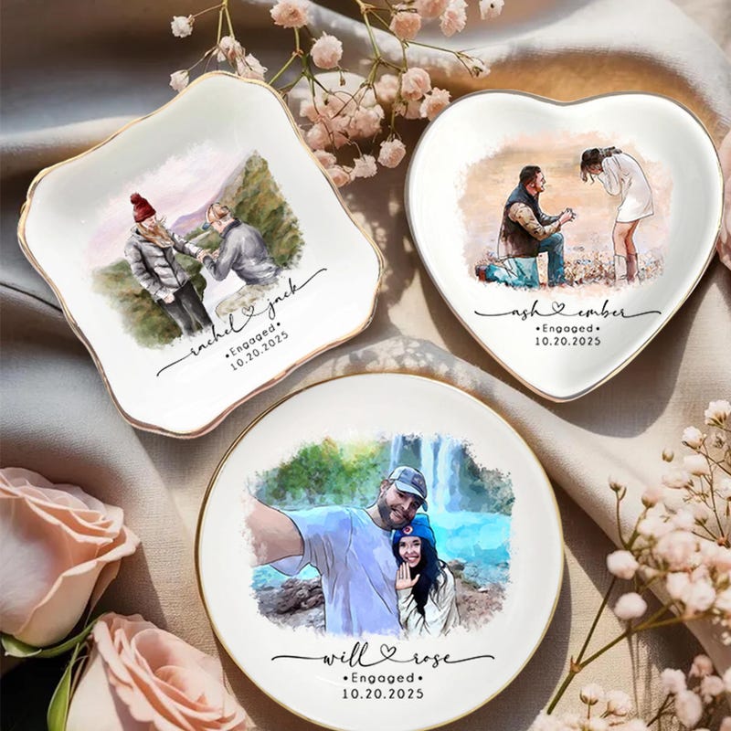 👩🏻‍❤️‍👨🏻Free Personalization👩🏻‍❤️‍👨🏻 Personalized Couple Portrait Ring Dish, Engagement Gift, Wedding Gift for Couple, Handmade Custom Ring Holder, Custom Photo Jewelry Tray