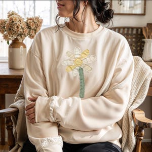 Patchwork Daisy PNG | Cottagecore Flower Clipart | Handmade Quilt Style Wildflower | Rustic Farmhouse Floral PNG | Digital Download