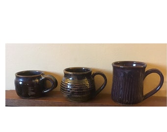 Three studio pottery mugs - Brown glaze - Circa 1980s - Rustic - Masculine