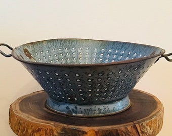 Primitive granite ware colander - Rusty, distressed and cool