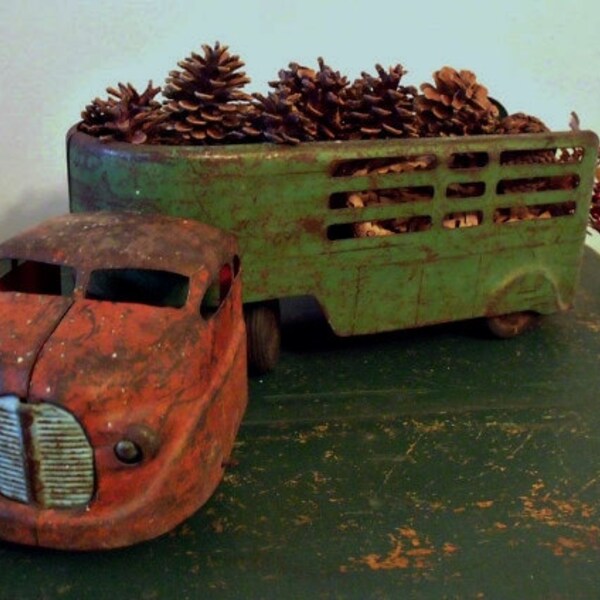 Vintage presionado metal trailer camión y ganado de Wyandotte - 1940 - primitivo - Retro - rústica - casa de campo
