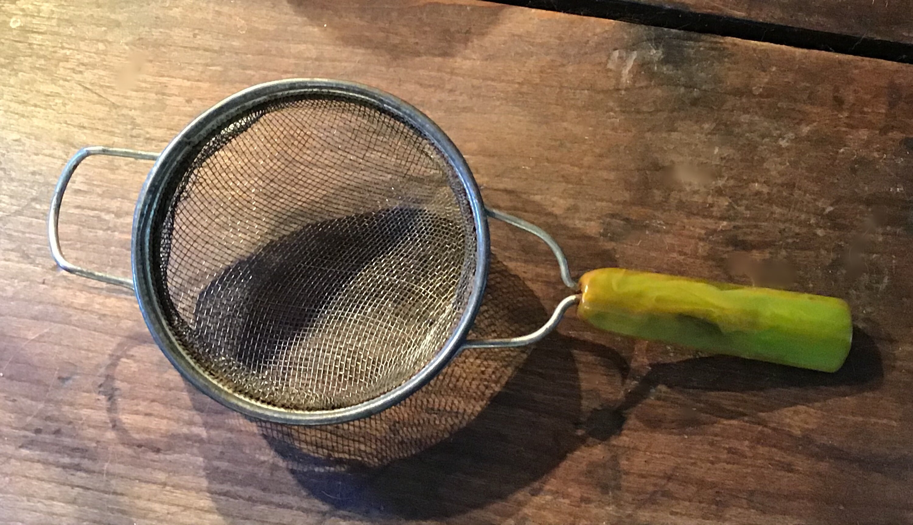 Vintage salad strainer (SOLD) main image 0