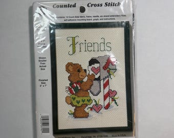 NeedleMagic Friends Kreuzstichpackung Bär Briefkasten mit Rahmen 13x18 Neu