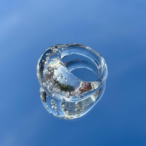 Transparante glazen ring met bubbeleffect | Lampwork ring van borosilicaatglas | Sieradenring met bubbels