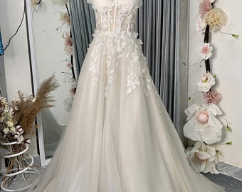 A-line wedding dress,Lace wedding dress