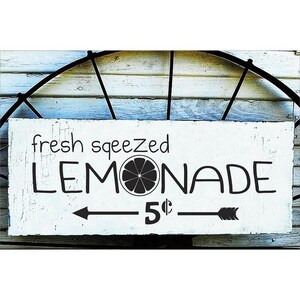 LEMONADE Sign - Farmhouse Kitchen Decor - Rustic Lemonade Stand Sign - 3 Sizes Available - Vintage Farmhouse Wall Sign