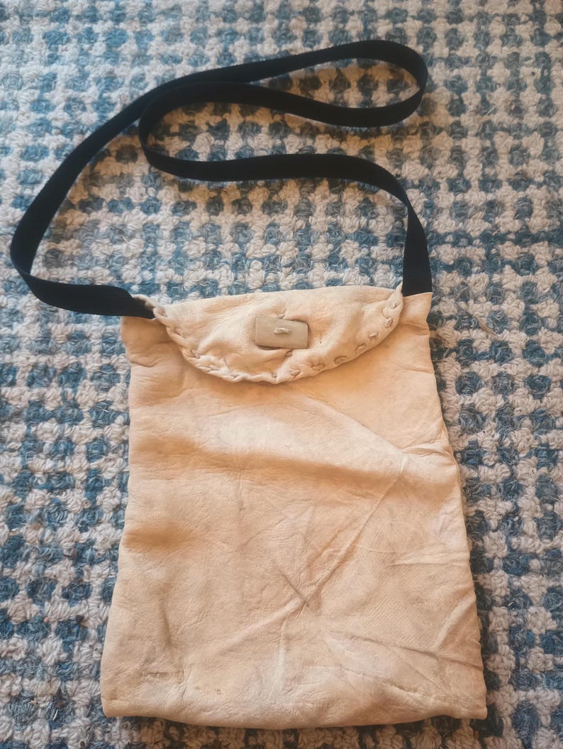 Large Buckskin Tote - Chalk White main image 1