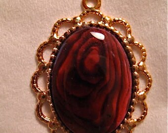 Gold Filled Lacy Pendant With Red Paua Shell