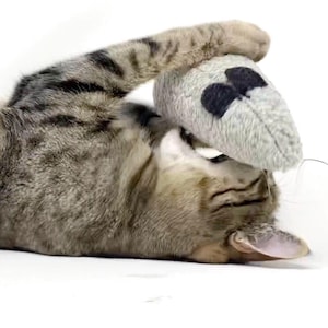 Organic catnip cat toy, wool mouse cat toy, large kicking toy, wool sock, mouse, eco friendly, jouet pour chat,  Marvelous Melissa,