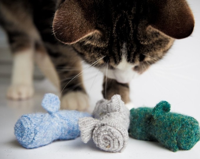 Organic Cat Toys Set of Three Wool Catnip Mice Multi Color Etsy