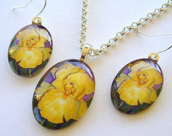 Yellow Gold Iris Art Glass Pendant and Earrings Set - Silver Plate