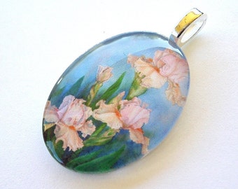 Love Iris S Etsy