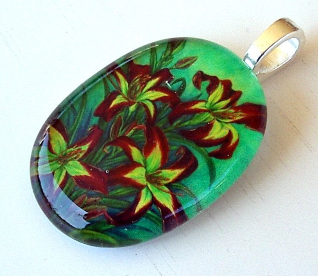Spider Daylily Jewelry Oval Glass Pendant Inky Fingers Daylily Gardener
