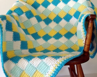 Entrelac Crochet Baby Blanket: White, Yellow & Turquoise Acrylic