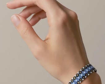 Geometric Peyote Beaded Bracelet Pattern, Odd Count Delica Beadwork (PDF Tutorial)