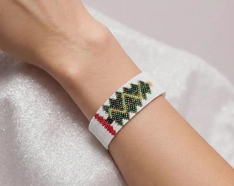 Christmas Cheer: DIY Beaded Bracelet Pattern for Handmade Gifts