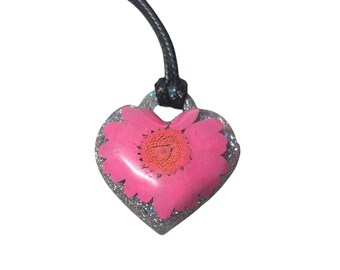 Pink Pressed Flower Heart Necklace, Resin Pendant, Adjustable Wax Cord, Gift for Her